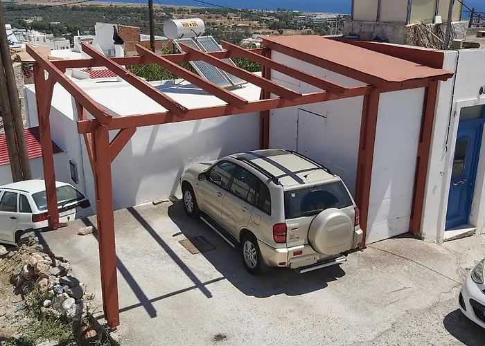 Litsa Holiday Home